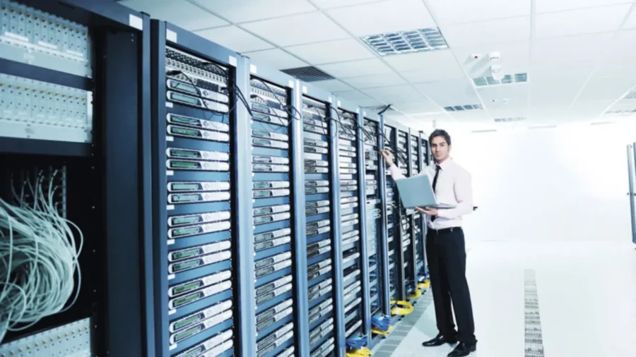 یو پی اس برای سرور لازم است!| خرید و قیمت یو پس اس اتاق سرور