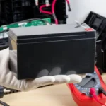 بهترین زمان تعویض باتری یو پی اس چه موقعی است؟