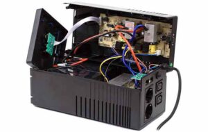 چرا یو پی اس کار نمی‌کند؟